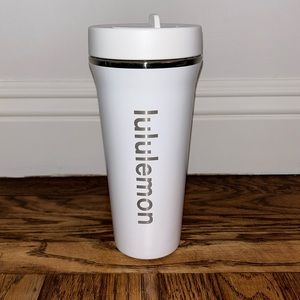 White lululemon water bottle